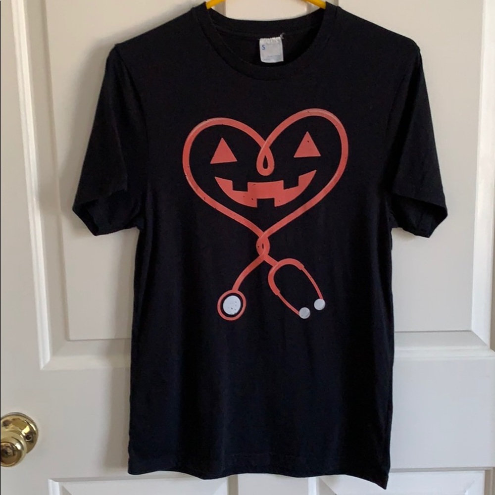 Short Sleeved Tee with Stethoscope